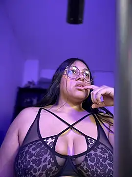 Soysofiarodrigu online show from March 2025 10:21:01 PM