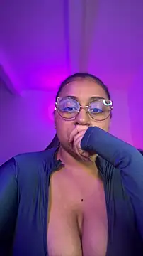 Soysofiarodrigu online show from November 2025 02:56:01 AM