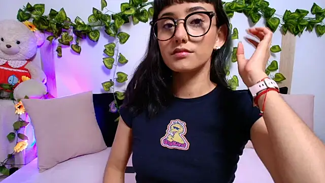 tati cardenas online show from October 2025 02:59:02 AM