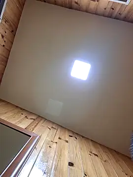 juuuaniii online show from April 2026 06:16:02 PM