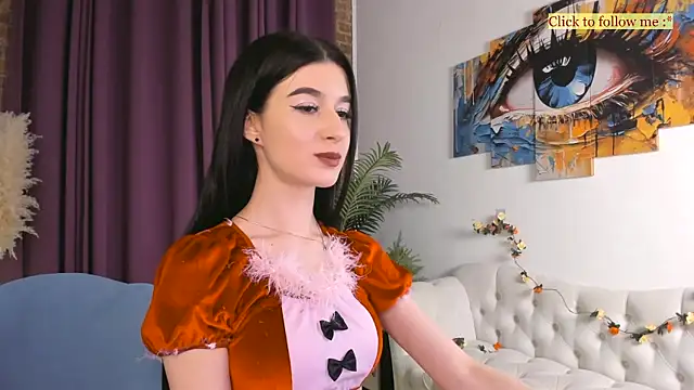 LauraCoy online show from January 2026 08:01:01 PM