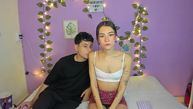 charlottte queen online show from March 2025 09:10:02 PM