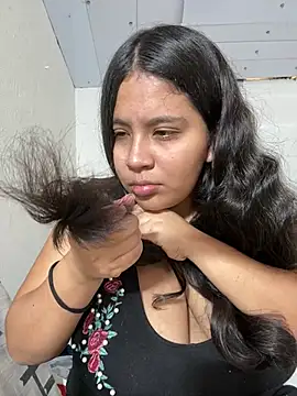 moncerrat luna online show from April 2026 03:06:01 PM