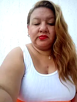 HORNY MATURE25 online show from January 2025 09:57:01 PM