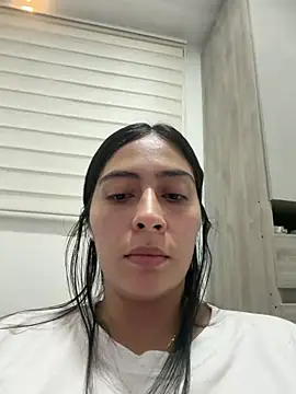 Sophie  Foxxx online show from July 2026 01:40:01 AM