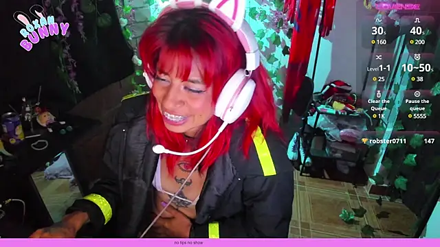 Snapshot of Roxanbunny1 chatting on February 2025 05:29:02 AM Roxanbunny1 online show from February 2025 05:29:02 AM