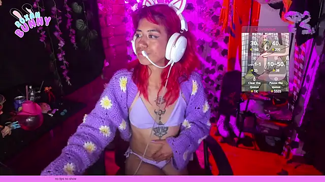 Snapshot of Roxanbunny1 chatting on February 2025 01:36:01 AM Roxanbunny1 online show from February 2025 01:36:01 AM