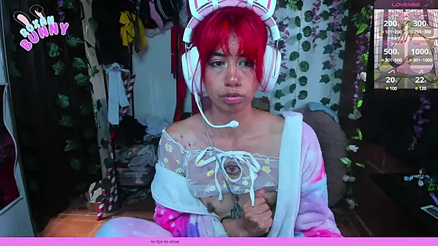 Snapshot of Roxanbunny1 chatting on March 2025 02:21:02 PM Roxanbunny1 online show from March 2025 02:21:02 PM