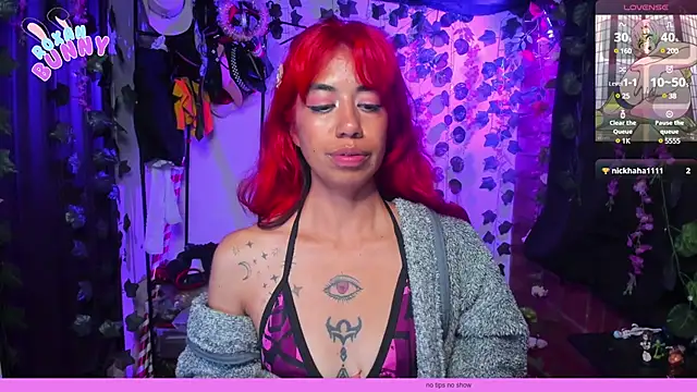 Snapshot of Roxanbunny1 chatting on March 2025 04:05:02 AM Roxanbunny1 online show from March 2025 04:05:02 AM