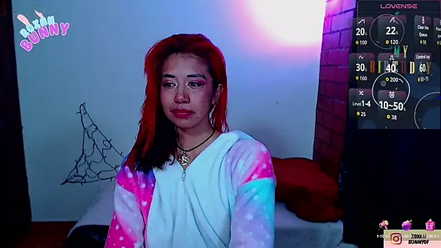 Snapshot of Roxanbunny1 chatting on October 2025 08:21:01 AM Roxanbunny1 online show from October 2025 08:21:01 AM