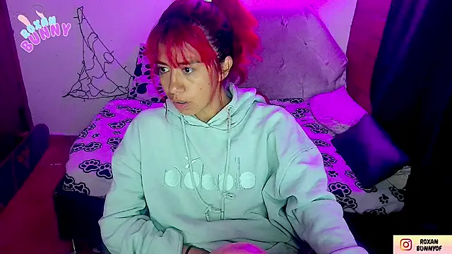 Snapshot of Roxanbunny1 chatting on October 2025 11:50:01 PM Roxanbunny1 online show from October 2025 11:50:01 PM