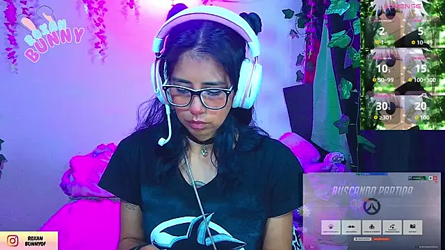 Snapshot of Roxanbunny1 chatting on January 2026 01:33:01 AM Roxanbunny1 online show from January 2026 01:33:01 AM