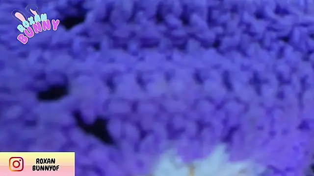 Snapshot of Roxanbunny1 chatting on February 2026 05:07:02 PM Roxanbunny1 online show from February 2026 05:07:02 PM