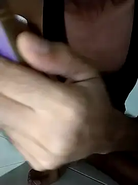 Dwirosebig online show from October 2025 07:49:02 PM