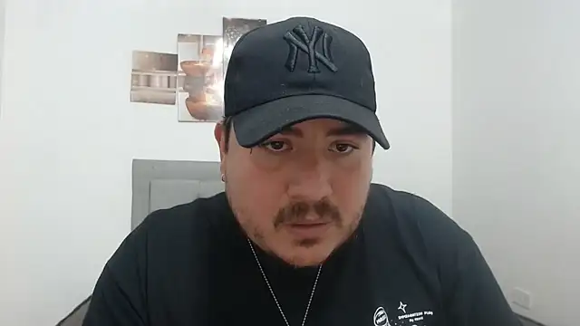 sebastianbigxxx online show from April 2026 06:02:02 PM