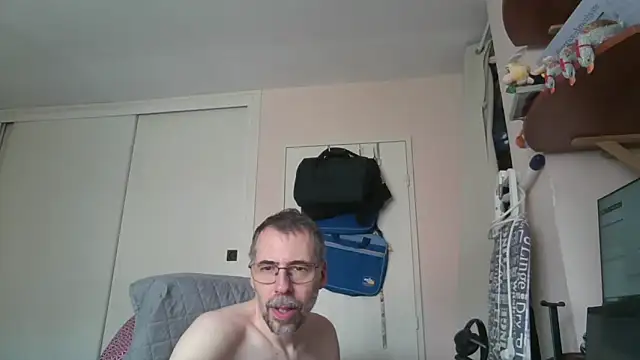 Snapshot of ptitcanard60600 chatting on June 2026 11:27:02 AM ptitcanard60600 online show from June 2026 11:27:02 AM
