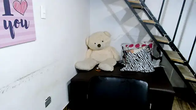 samantha baby  online show from January 2025 10:06:01 PM