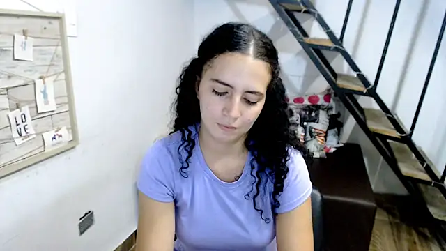 samantha baby  online show from February 2025 10:17:02 PM