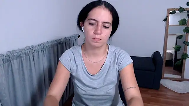 samantha baby  online show from November 2025 05:17:02 AM