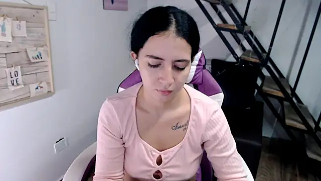 samantha baby  online show from January 2026 04:54:02 PM