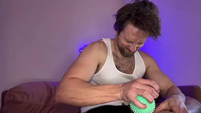 alexmannd online show from November 2025 04:19:02 PM