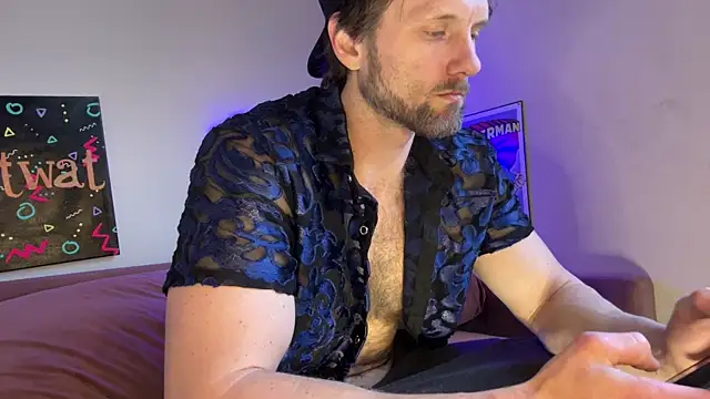 Snapshot of alexmannd chatting on February 2026 06:33:02 PM alexmannd online show from February 2026 06:33:02 PM