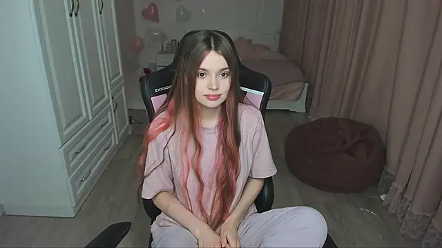 lil cassie online show from February 2026 05:16:02 AM