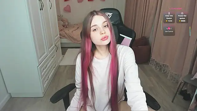 lil cassie online show from March 2026 05:23:02 PM