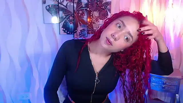 IsabelaLatina online show from November 2025 02:51:01 PM