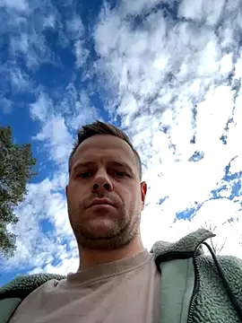 Snapshot of Danii0790 chatting on November 2025 09:28:02 AM Danii0790 online show from November 2025 09:28:02 AM