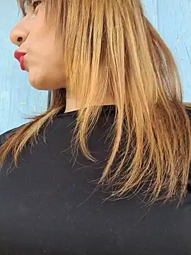 Evehampy online show from December 2024 06:31:02 PM