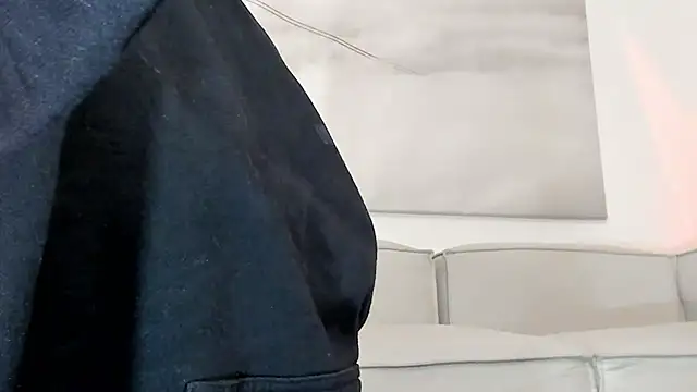 Apotheosis01 online show from December 2025 10:41:02 AM