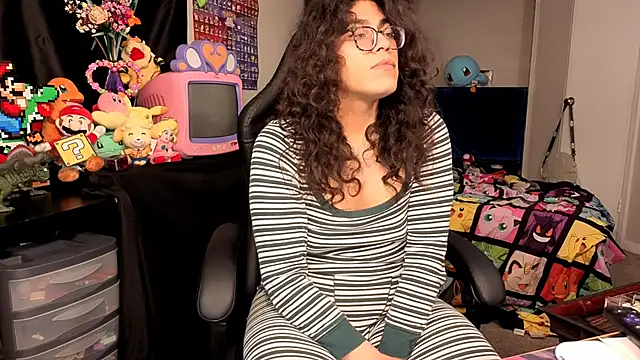 ShinyCherub online show from November 2025 01:16:02 AM