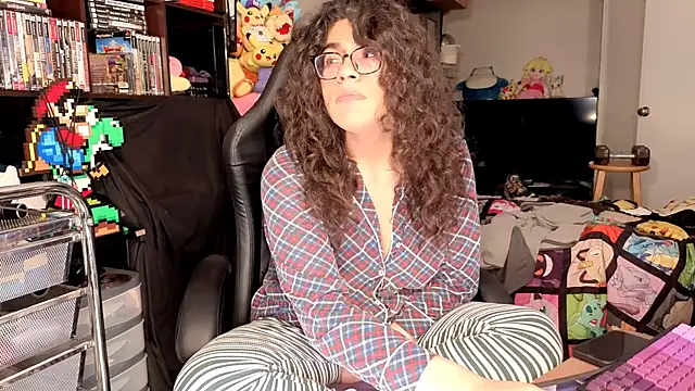 ShinyCherub online show from April 2026 11:43:02 PM