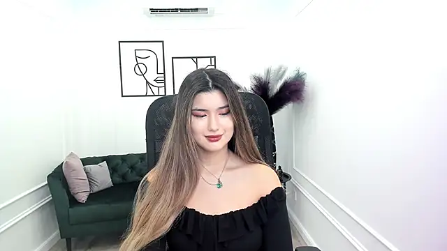 AnneTLi online show from September 2025 03:18:02 AM