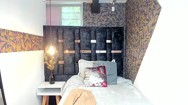 Snapshot of KatteMilf chatting on April 2026 07:58:02 PM KatteMilf online show from April 2026 07:58:02 PM