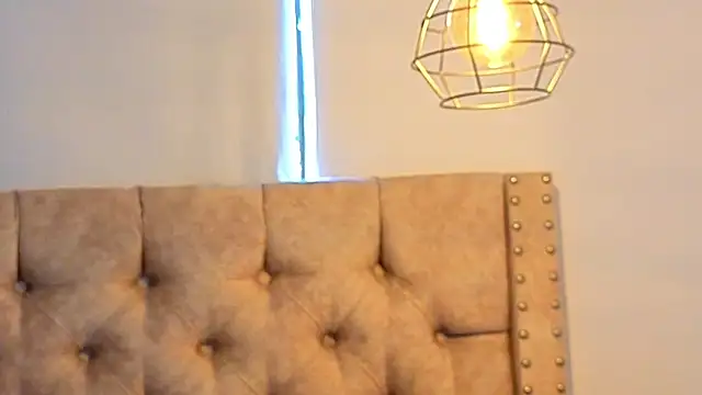 KeryHillson online show from February 2026 02:18:01 PM