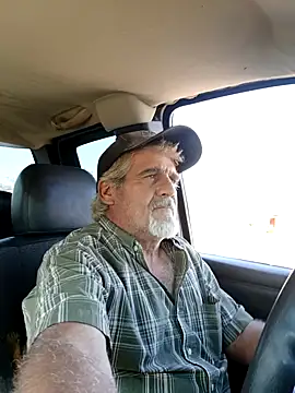 TTolbert online show from December 2024 07:01:02 PM