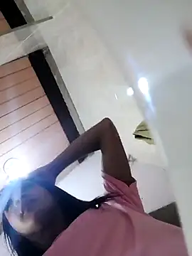 Babylolatop online show from December 2024 07:59:02 PM