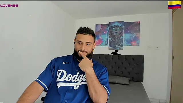 Snapshot of Louis_marley__ chatting on December 2024 05:54:02 PM Louis marley online show from December 2024 05:54:02 PM