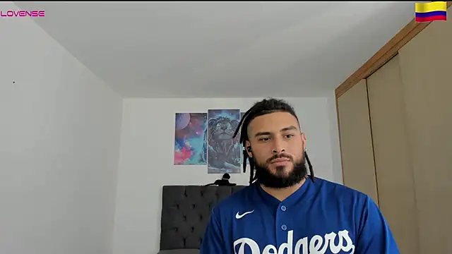 Snapshot of Louis_marley__ chatting on December 2024 09:20:01 PM Louis marley online show from December 2024 09:20:01 PM