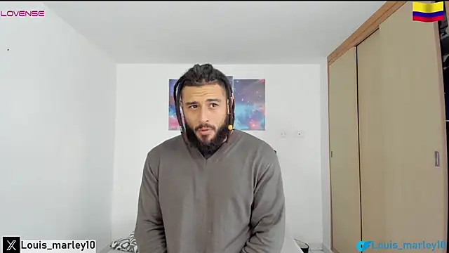 Snapshot of Louis_marley__ chatting on January 2025 08:39:01 PM Louis marley online show from January 2025 08:39:01 PM