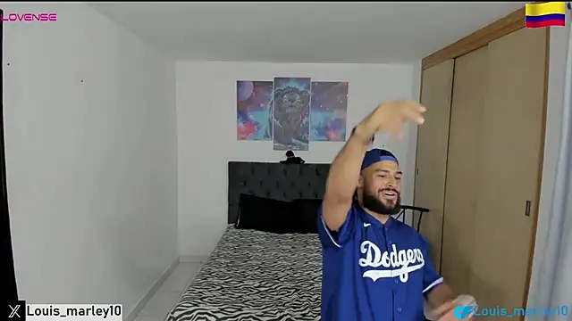 Snapshot of Louis_marley__ chatting on January 2025 11:21:01 PM Louis marley online show from January 2025 11:21:01 PM