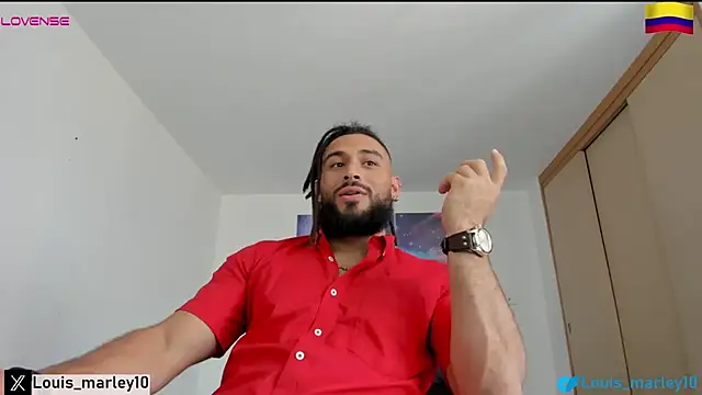 Snapshot of Louis_marley__ chatting on January 2025 08:24:01 PM Louis marley online show from January 2025 08:24:01 PM