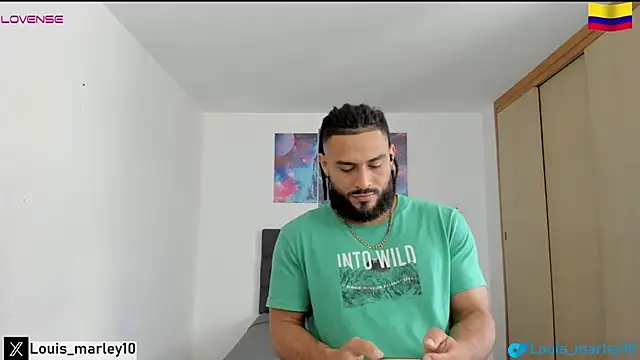 Snapshot of Louis_marley__ chatting on January 2025 09:25:01 PM Louis marley online show from January 2025 09:25:01 PM