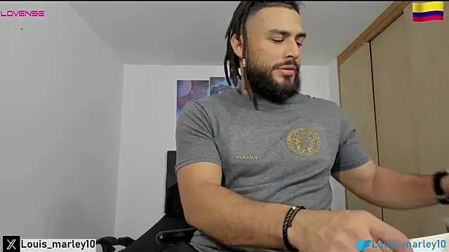 Snapshot of Louis_marley__ chatting on January 2025 02:38:02 AM Louis marley online show from January 2025 02:38:02 AM