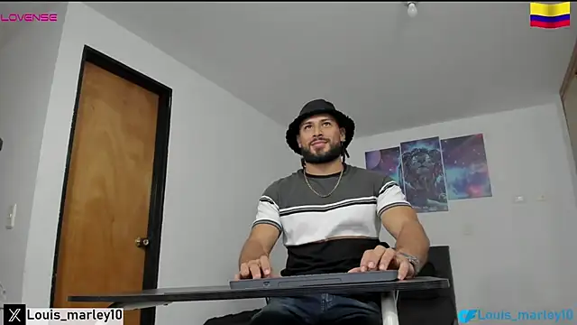 Snapshot of Louis_marley__ chatting on March 2025 02:52:01 AM Louis marley online show from March 2025 02:52:01 AM