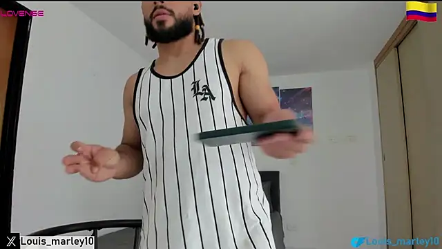 Snapshot of Louis_marley__ chatting on March 2025 07:35:01 PM Louis marley online show from March 2025 07:35:01 PM