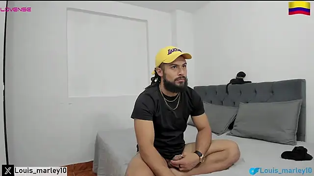 Snapshot of Louis_marley__ chatting on March 2026 12:00:02 AM Louis marley online show from March 2026 12:00:02 AM