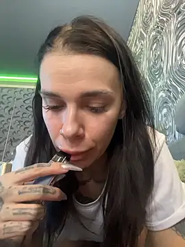 Queen of pain online show from February 2026 07:02:02 AM